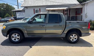 2004 Ford Explorer Sport Trac XLT