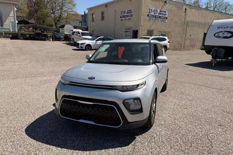 2020 Kia Soul — a typically priced live listing