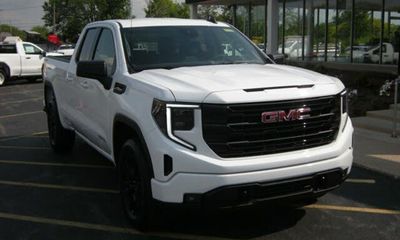2023 GMC Sierra Elevation L