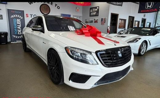 2014 Mercedes-Benz S-Class AMG S63