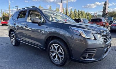 2022 Subaru Forester Premium
