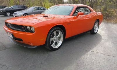 2010 Dodge Challenger R T
