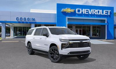 2026 Chevrolet Suburban LT