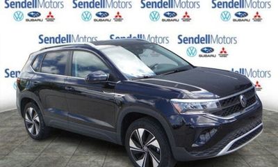 2024 Volkswagen Taos 4MOTION SE
