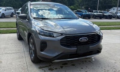 2025 Ford Escape ST Line