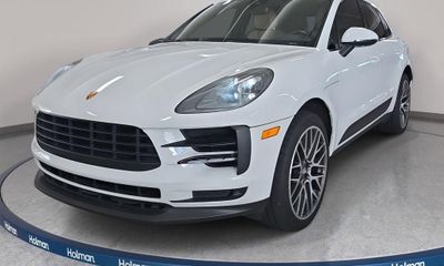 2021 Porsche Macan S