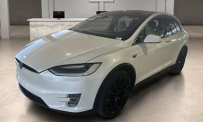 2016 Tesla Model X P90D