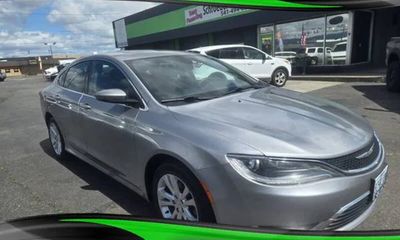 2015 Chrysler 200 Limited