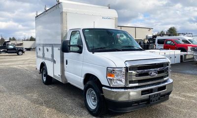 2026 Ford E-350 Base