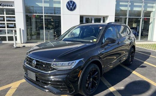 2023 Volkswagen Tiguan 4MOTION SE Black