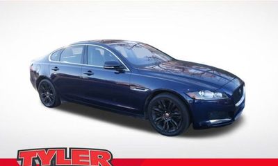2017 Jaguar XF Premium