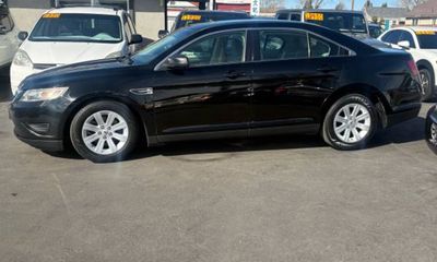 2012 Ford Taurus SE