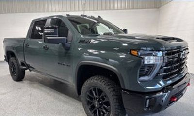 2025 Chevrolet Silverado HD LT