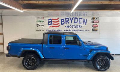 2026 Jeep Gladiator Sport
