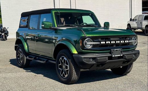 2024 Ford Bronco Outer Banks