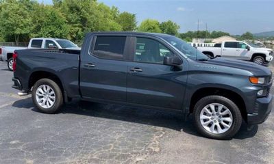 2021 Chevrolet Silverado Custom