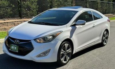 2014 Hyundai Elantra GLS STD Tech
