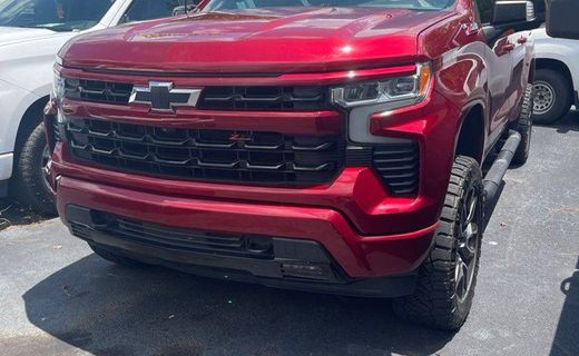 2022 Chevrolet Silverado RST