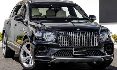 2023 Bentley Bentayga Extended Wheelbase