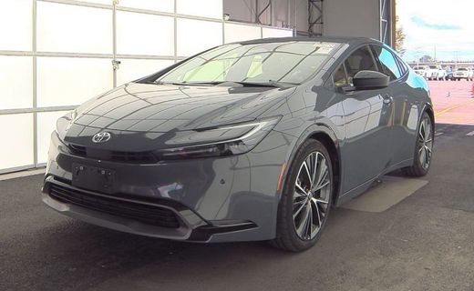 2023 Toyota Prius LE