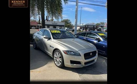 2017 Jaguar XF Prestige