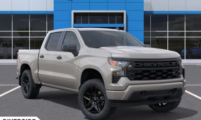 2026 Chevrolet Silverado Custom