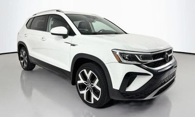 2022 Volkswagen Taos 4Motion SEL