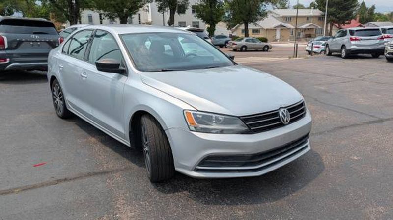 2016 Volkswagen Jetta — a typically priced live listing
