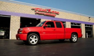2003 Chevrolet Silverado Base