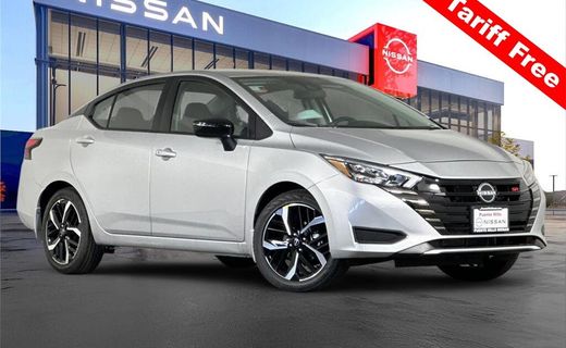 2025 Nissan Versa SR