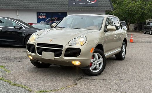 2004 Porsche Cayenne