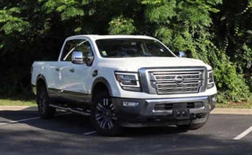 2023 Nissan Titan