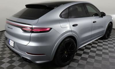 2021 Porsche Cayenne GTS Coupe
