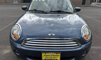 2010 Mini Cooper Base