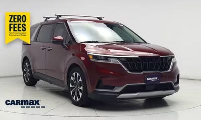 2024 Kia Carnival EX