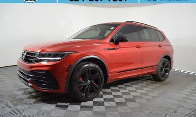 2024 Volkswagen Tiguan 4MOTION SE Black