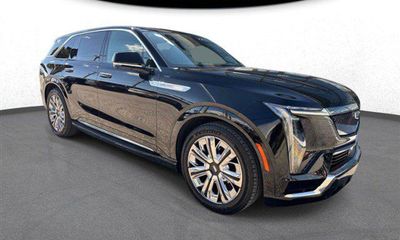2025 Cadillac Escalade IQ LUX 2