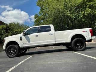 2022 Ford F-450 Platinum