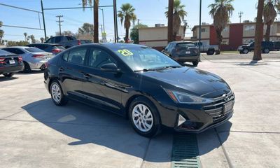 2020 Hyundai Elantra SE