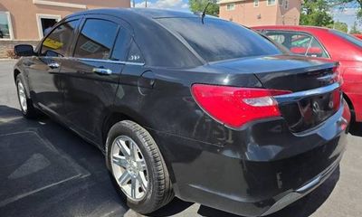 2013 Chrysler 200 Limited