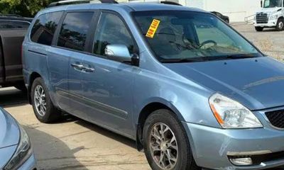 2014 Kia Sedona GLS