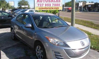 2013 Mazda MAZDA3 SV Base
