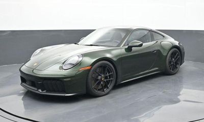 2026 Porsche 911 Carrera GTS 4