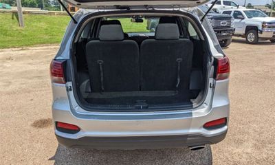 2020 Kia Sorento L LX S