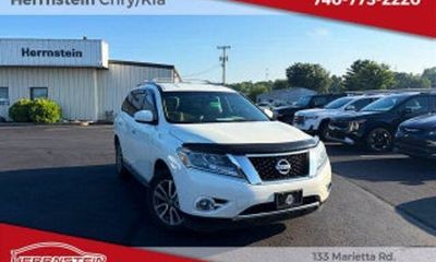 2016 Nissan Pathfinder S