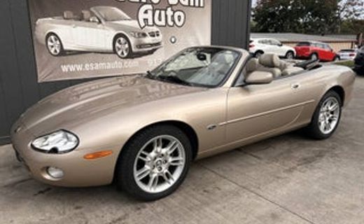 2000 Jaguar XK8
