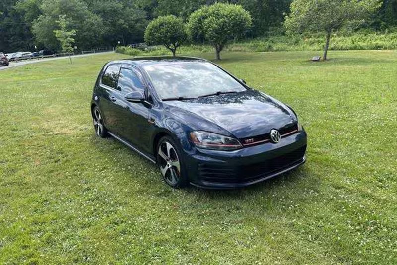 2016 Volkswagen Golf Gti — a typically priced live listing