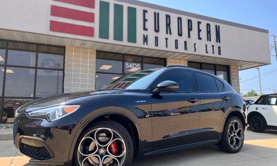 2023 Alfa Romeo Stelvio TI