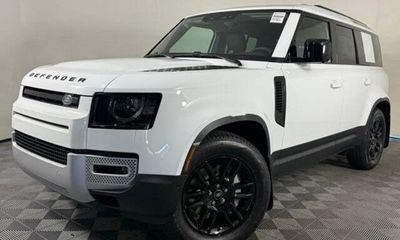 2025 Land Rover Defender 110 S