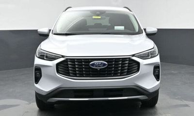 2025 Ford Escape Phev
